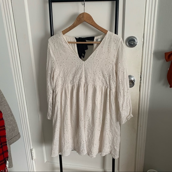 Zara Dresses & Skirts - Zara Cream Eyelet Mini Dress size M